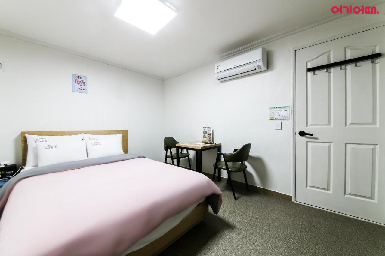 Stay Romantictrip_Hostel Gyeongju Exteriör bild